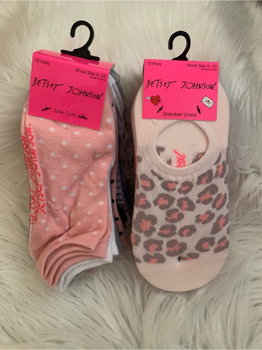BETSY JOHNSON (20 pairs) colorful socks 97% poly 3% spandex size 5-10 NWT